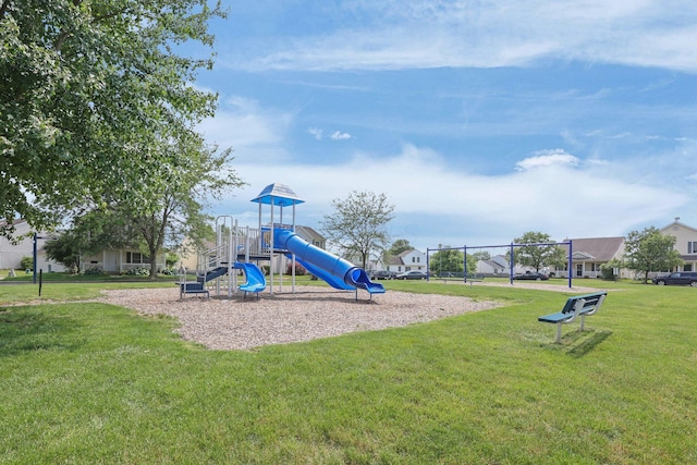 3062 Nomination Ln Unit 260, Columbus, OH 43207 - community jungle gym featuring a lawn