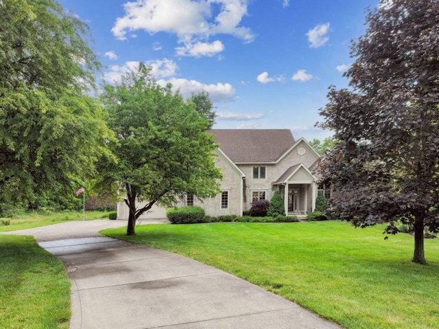 332 Waters Edge Dr, Hebron, OH 43025 - view of front facade with a front lawn and concrete driveway