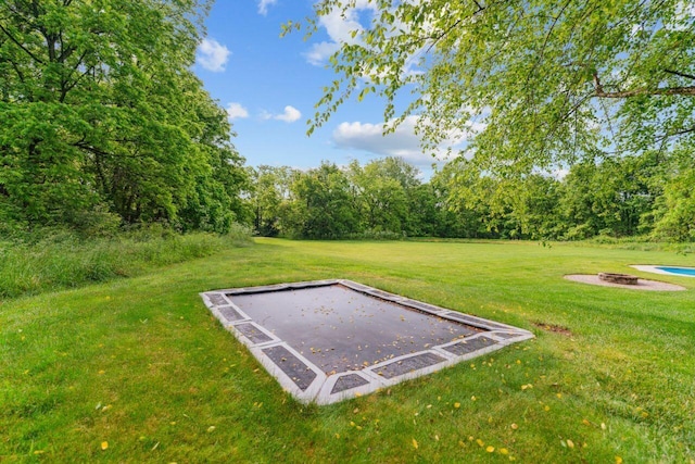 332 Waters Edge Dr, Hebron, OH 43025 - view of grassy yard with a fire pit