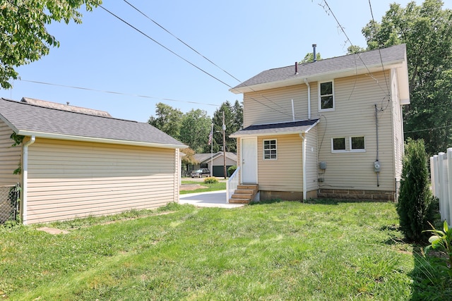 214 Moull St, Newark, OH 43055 - rear view of property featuring entry steps