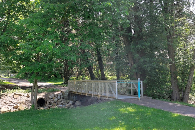 214 Moull St, Newark, OH 43055 - view of community featuring a lawn