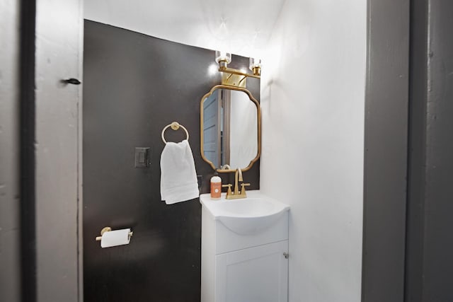 1214 Hamlet St, Columbus, OH 43201 - bathroom featuring vanity