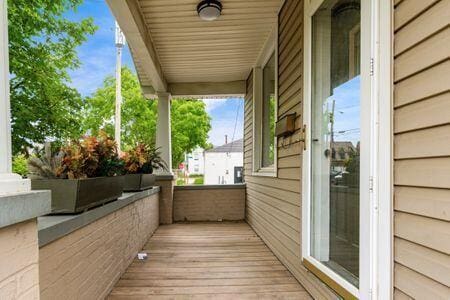 479 Siebert St, Columbus, OH 43206 - view of deck