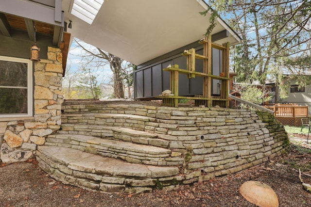 220 Hardy Way, Worthington, OH 43085 - view of home's exterior