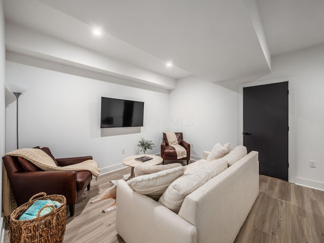1210 Madison Ave, Columbus, OH 43205 - living area featuring light wood-type flooring and recessed lighting