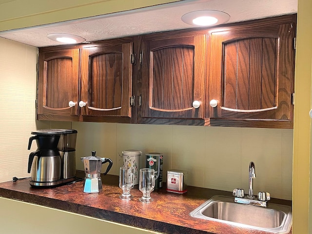1212 Autumn Creek Cir, Westerville, OH 43081 - kitchen featuring dark countertops and dark brown cabinetry