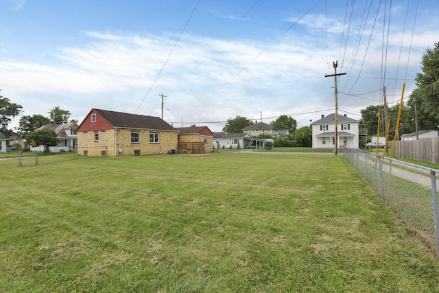 714 E 2nd St, Logan, OH 43138 - view of yard with a residential view