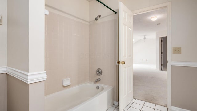 1486 Sedgefield Dr, New Albany, OH 43054 - full bath with shower / bath combination, tile patterned floors, and a ceiling fan