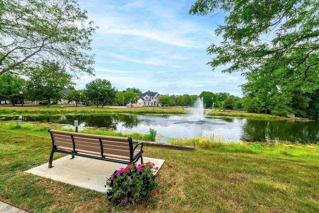 1486 Sedgefield Dr, New Albany, OH 43054 - view of home's community with a water view and a yard