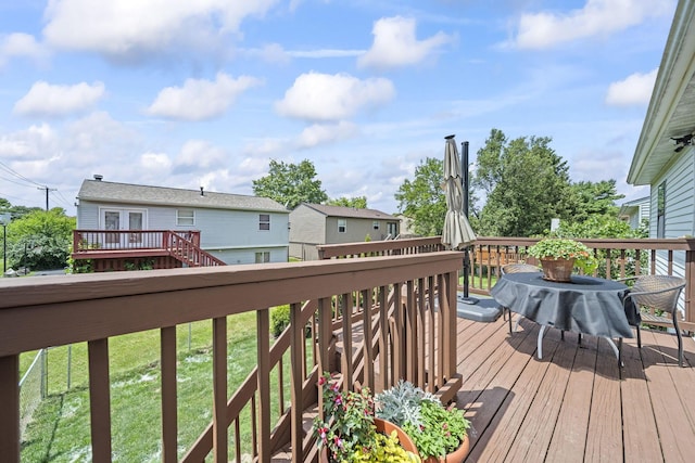 7603 Charlesway Dr Unit 87, Columbus, OH 43085 - wooden terrace featuring a lawn