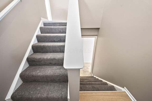 7603 Charlesway Dr Unit 87, Columbus, OH 43085 - view of staircase
