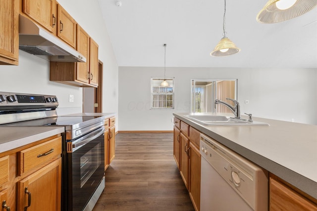 6858 Winrock Dr, New Albany, OH 43054 - kitchen with stainless steel range with electric cooktop, under cabinet range hood, white dishwasher, hanging light fixtures, and lofted ceiling