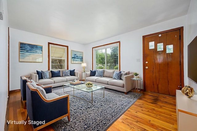 1900 S Champion Ave, Columbus, OH 43207 - living room featuring hardwood / wood-style floors
