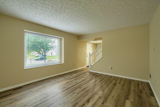7726 Farmsbury Dr, Reynoldsburg, OH 43068 - photo 9