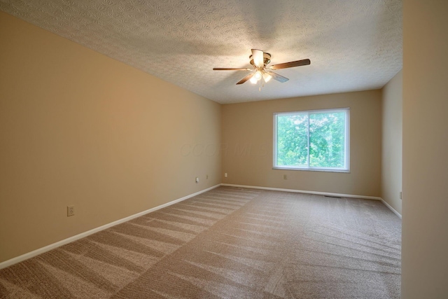 7726 Farmsbury Dr, Reynoldsburg, OH 43068 - photo 31