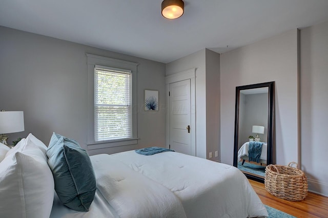 193 E Mithoff St Unit 193, Columbus, OH 43206 - bedroom featuring wood finished floors