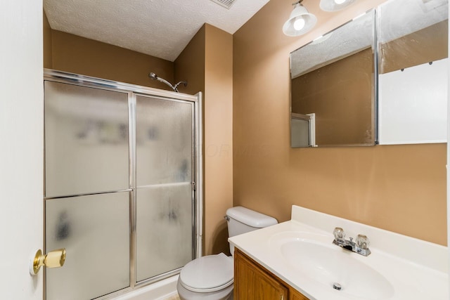 7524 Hemrich Dr, Canal Winchester, OH 43110 - bathroom with an enclosed shower and vanity