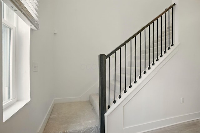 92 E Innis Ave, Columbus, OH 43207 - stairs with baseboards
