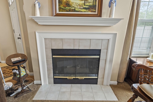 305 Pointe Pl Unit 12, Westerville, OH 43082 - detailed view of a fireplace and baseboards