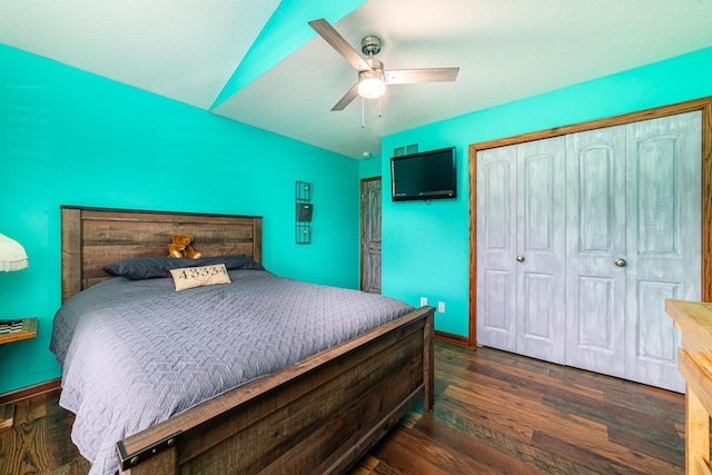 4091 Township Road 21, Marengo, OH 43334 - bedroom with dark wood finished floors, a closet, a ceiling fan, and baseboards