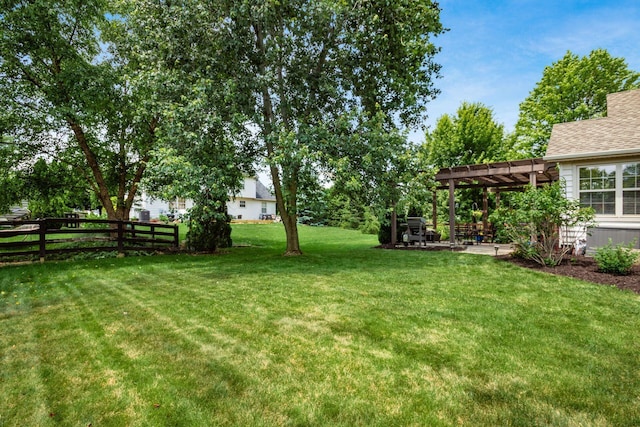 2461 Abbey Knoll Dr, Lewis Center, OH 43035 - view of yard with a pergola and a patio area
