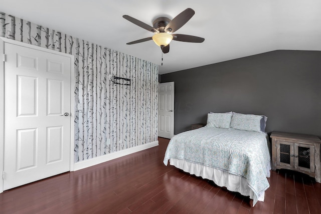 1365 Bluff Ave Unit B, Columbus, OH 43212 - bedroom featuring wallpapered walls, wood finished floors, and ceiling fan