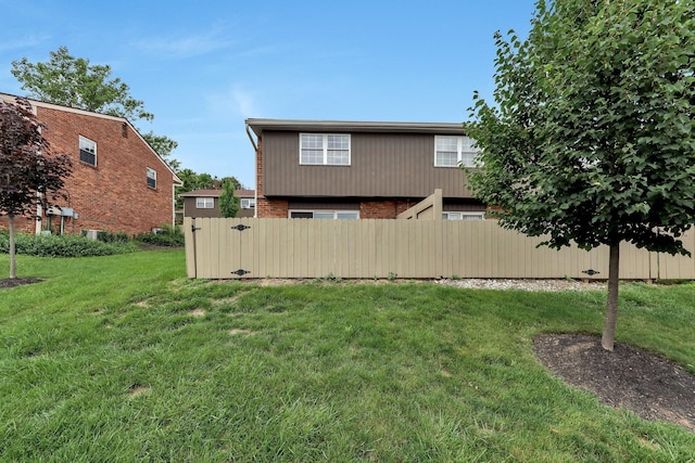 1365 Bluff Ave Unit B, Columbus, OH 43212 - rear view of house featuring brick siding