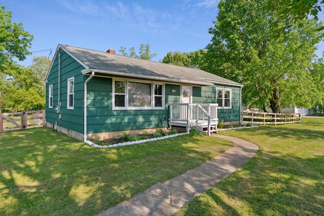 3720 N Waggoner Rd, Blacklick, OH 43004 - view of front of house featuring a chimney