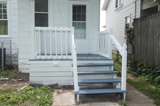 552 Southwood Ave, Columbus, OH 43207 - property entrance