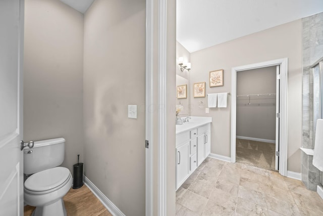 5508 Camlin Pl W Unit 48, Westerville, OH 43081 - bathroom featuring vanity, tiled shower, and a spacious closet