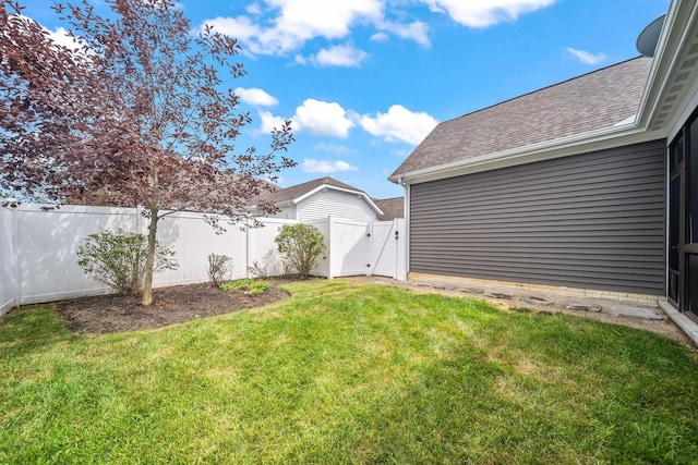 5508 Camlin Pl W Unit 48, Westerville, OH 43081 - fenced yard featuring a gate