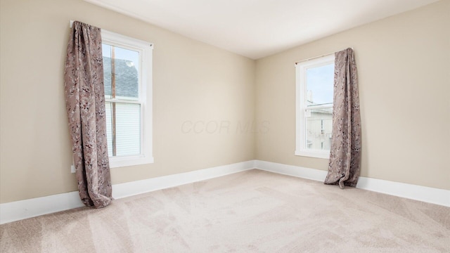64 W Harrison St, Newark, OH 43055 - unfurnished room with carpet and baseboards