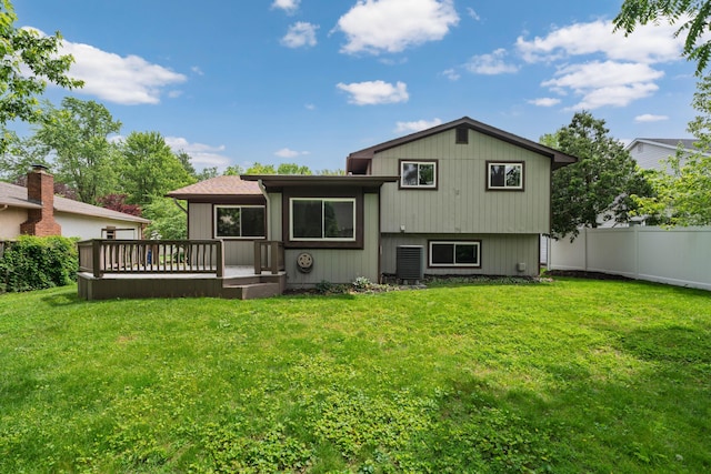 2220 Surreygate Dr, Columbus, OH 43235 - rear view of property with a deck