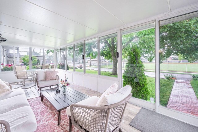 1515 N Star Ave, Columbus, OH 43212 - photo 4