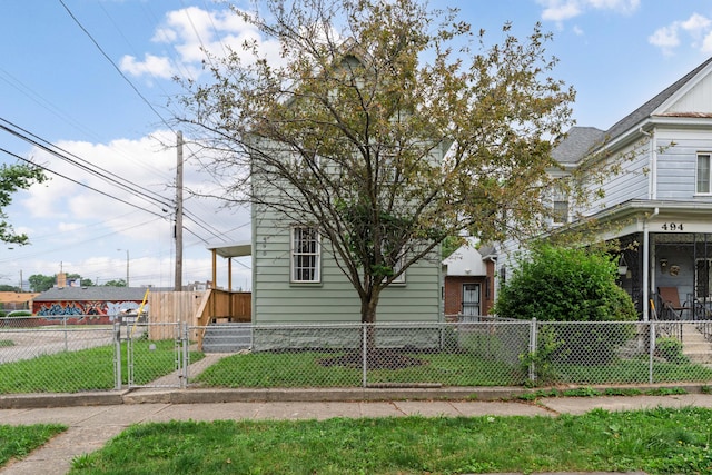 490 E Mithoff St, Columbus, OH 43206 - view of property exterior with a gate