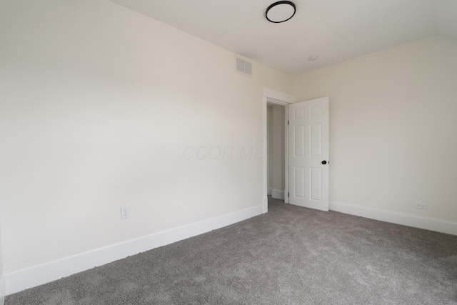 490 E Mithoff St, Columbus, OH 43206 - carpeted empty room featuring baseboards