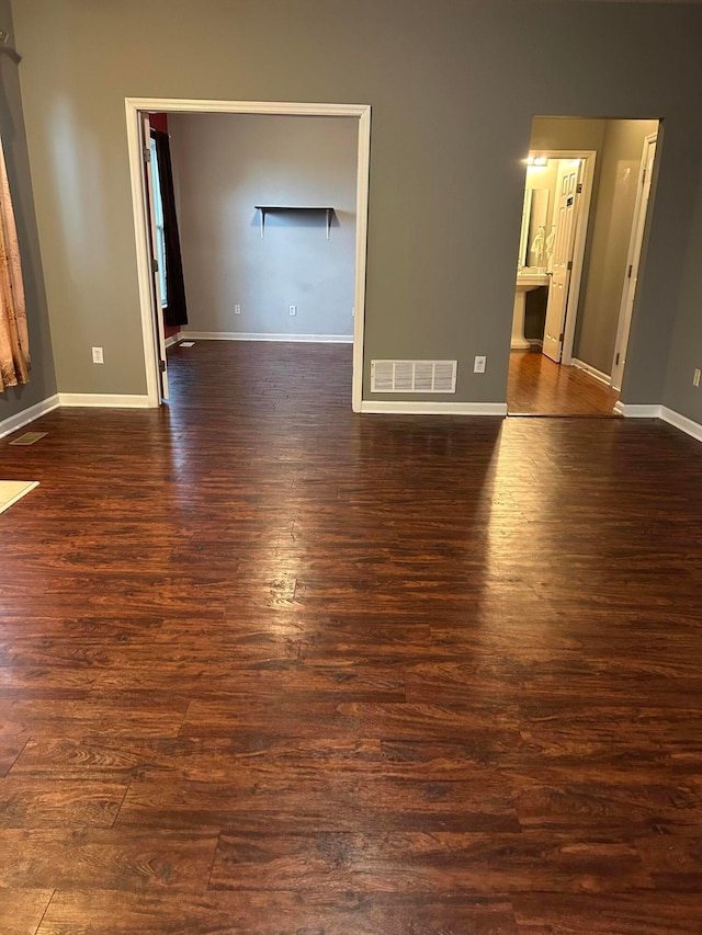 1021 Taylor Glen Blvd E, Pataskala, OH 43062 - unfurnished room featuring dark wood-style flooring