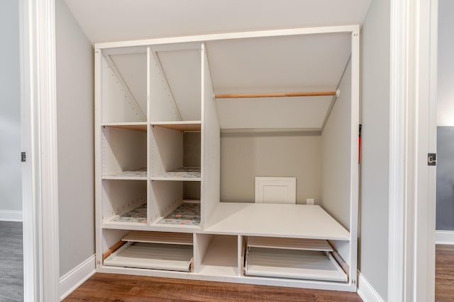 98 N Chesterfield Rd, Columbus, OH 43209 - view of closet