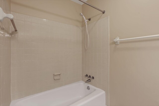 1618 Arrowood Loop N, Columbus, OH 43229 - photo 16