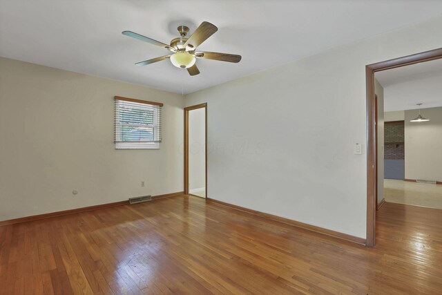 1618 Arrowood Loop N, Columbus, OH 43229 - photo 18