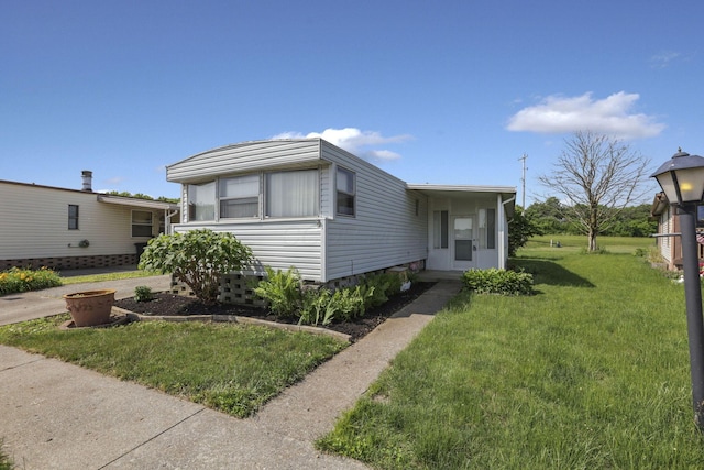 4455 Janice Marie Blvd, Obetz, OH 43207 - manufactured / mobile home with a front yard
