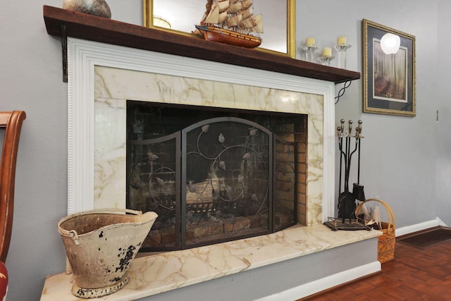 285 E Broad St, Pataskala, OH 43062 - detailed view of a premium fireplace and baseboards