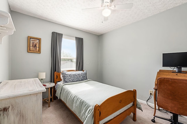 9188 Colonial Commons Dr, Columbus, OH 43240 - bedroom with light colored carpet, a textured ceiling, and ceiling fan