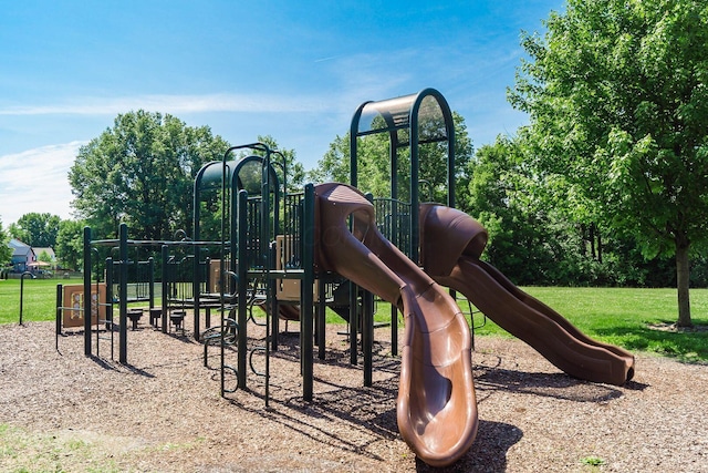 9188 Colonial Commons Dr, Columbus, OH 43240 - view of community play area
