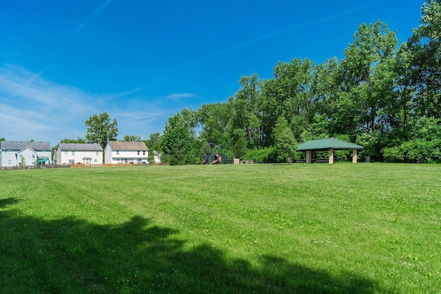 9188 Colonial Commons Dr, Columbus, OH 43240 - view of green lawn with a gazebo