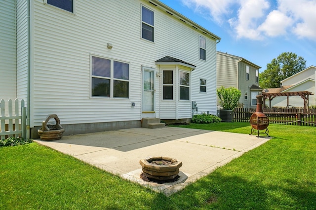 8578 Bivouac Pl, Galloway, OH 43119 - back of property featuring entry steps and a patio