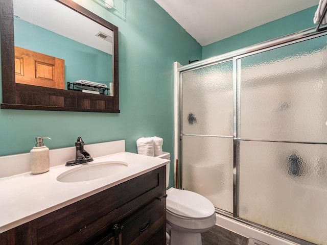 4005 Curtis Ave, Grove City, OH 43123 - full bath featuring a stall shower and vanity
