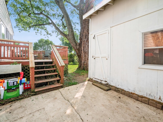 4005 Curtis Ave, Grove City, OH 43123 - view of patio / terrace featuring a deck and stairs