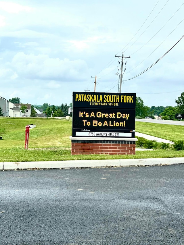 101 Stirling Way, Etna, OH 43062 - community sign featuring a yard