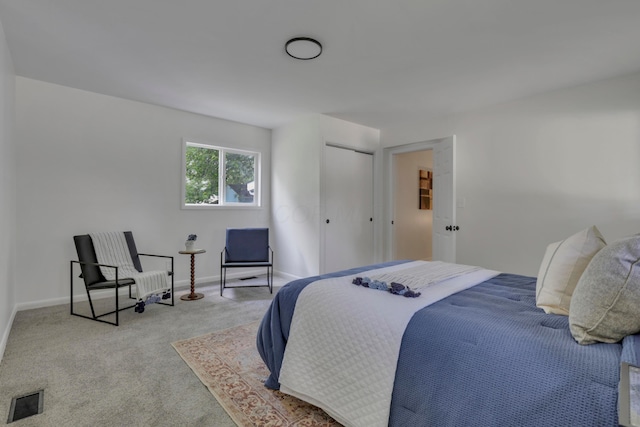 2870 Hamilton Ave, Columbus, OH 43224 - carpeted bedroom with baseboards and a closet